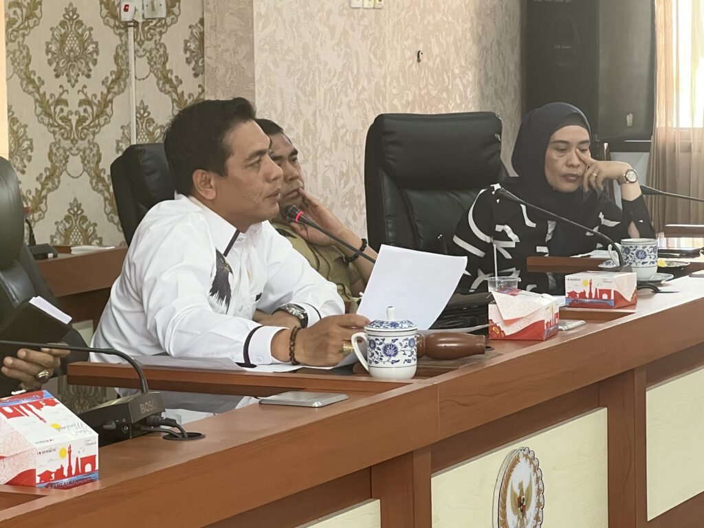 Ketua Komisi III DPRD Rejang Lebong Rizal Tahsin